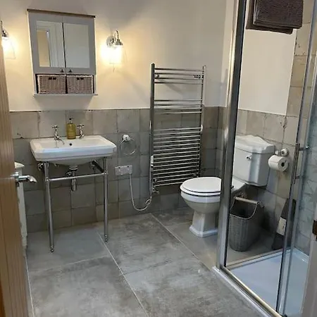 Converted Barn With Hot Tub, The Hayloft. Carnforth Extérieur photo