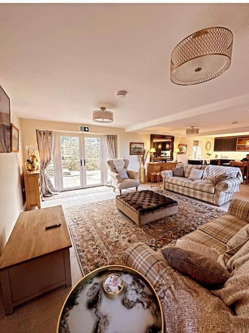 Converted Barn With Hot Tub, The Hayloft.