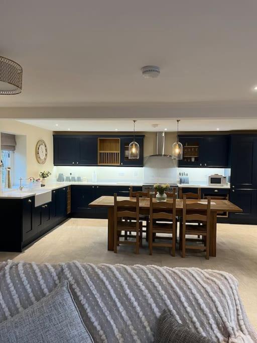 Apartamento Converted Barn With Hot Tub, The Hayloft. Carnforth